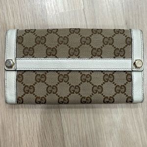 Gucci wallet